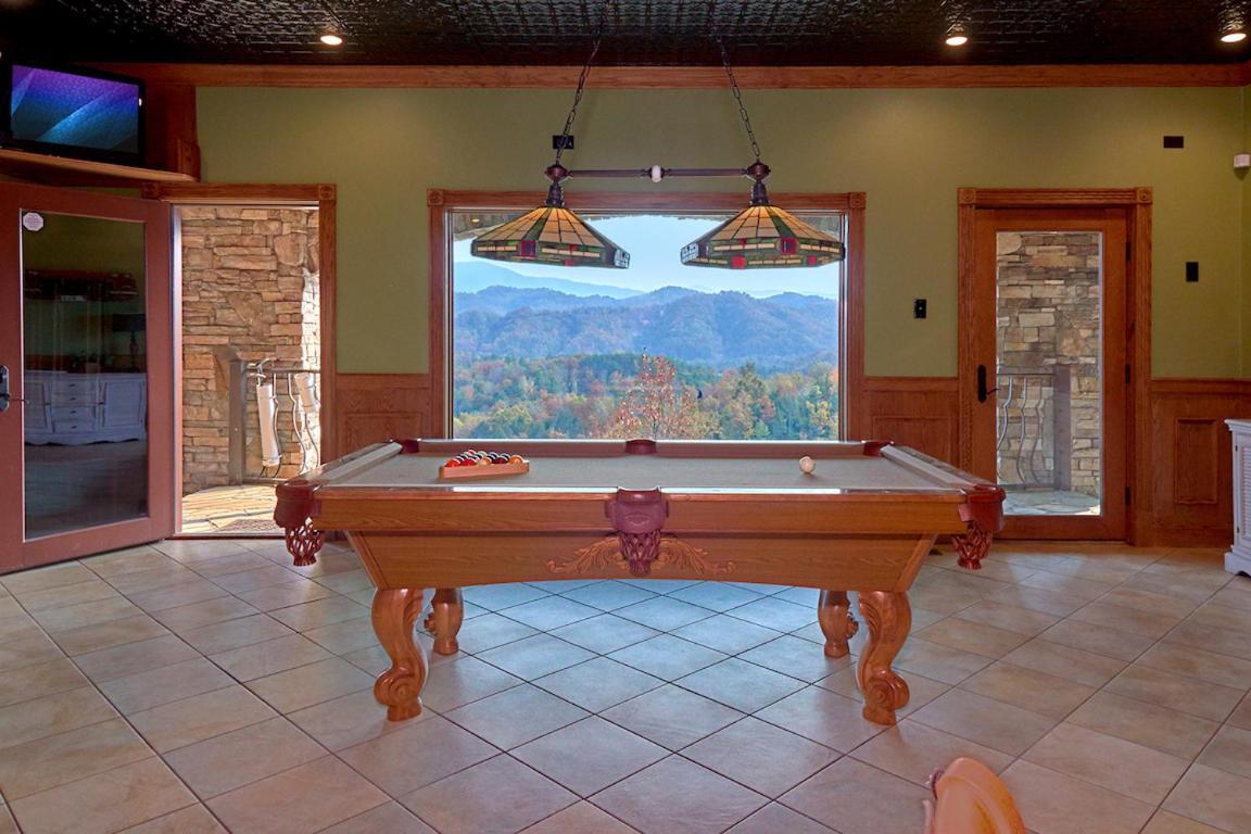 Journey'S End, 5 Bedrooms, Sleeps 12, Private Outdoor Pool, Theater, Sauna Sevierville Exterior photo